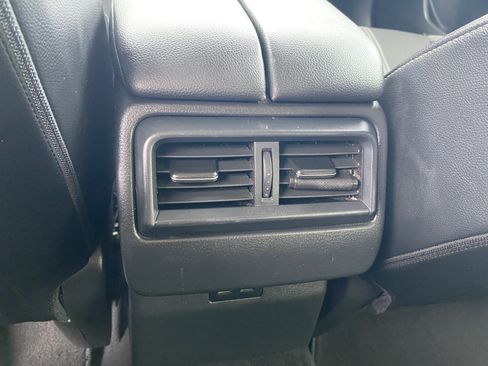 Used 2024 MAZDA CX-50 AWD 2.5 S w/ Premium Package image 34