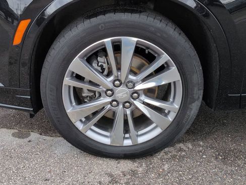 Used 2023 Cadillac XT6 Premium Luxury AWD/4WD image 13