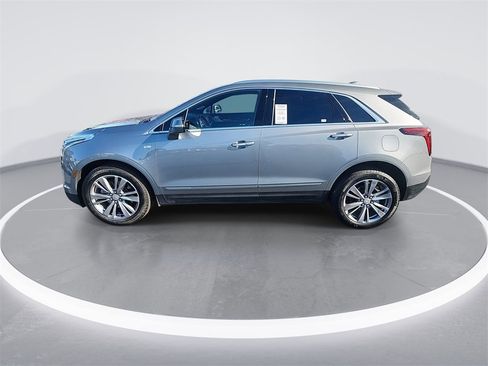 Used 2025 Cadillac XT5 Premium Luxury image 5