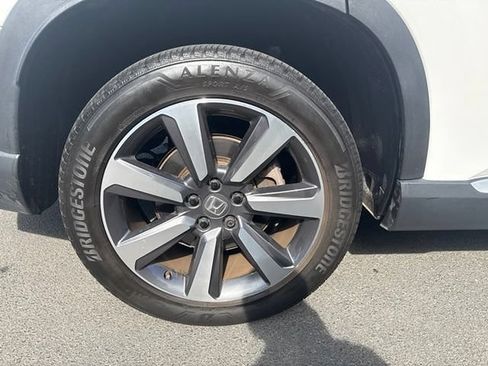 Used 2023 Honda Pilot Elite image 7