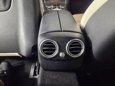 Used 2018 Mercedes-Benz C 300 Cabriolet image 26