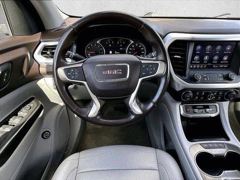 Used 2020 GMC Acadia SLT FWD image 7