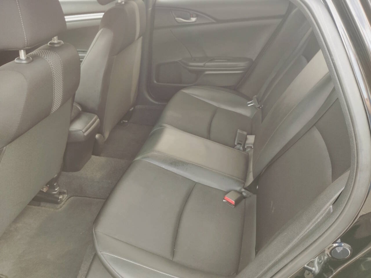Used 2021 Honda Civic Sport image 13
