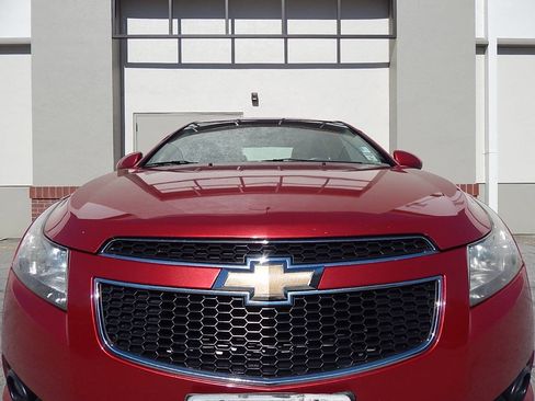 Used 2012 Chevrolet Cruze LTZ FWD image 9