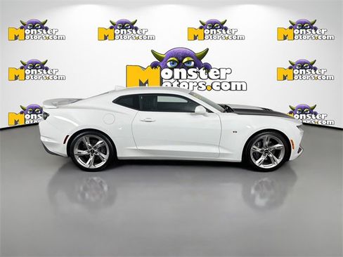 Used 2020 Chevrolet Camaro SS image 4