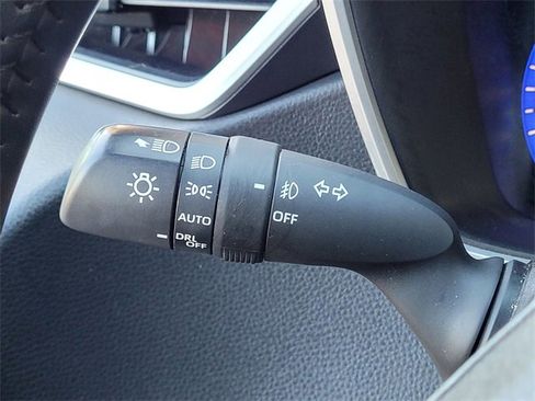 Certified 2022 Toyota Corolla XSE image 32