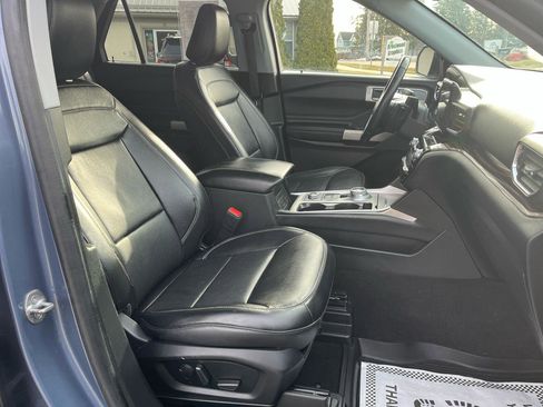 Used 2021 Ford Explorer Limited w/ Equipment Group 301A image 20