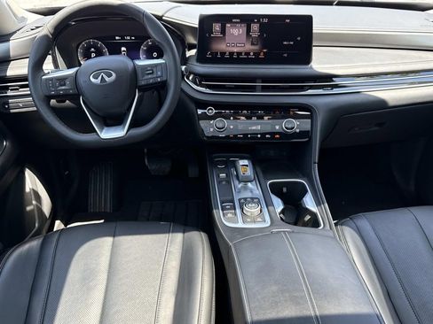 Used 2023 INFINITI QX60 Luxe w/ Vision Package AWD/4WD image 2