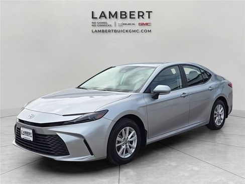 Used 2025 Toyota Camry LE w/ Convenience Package AWD/4WD image 1