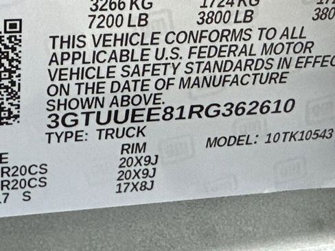 Used 2024 GMC Sierra 1500 AT4 w/ Technology Package AWD/4WD image 35