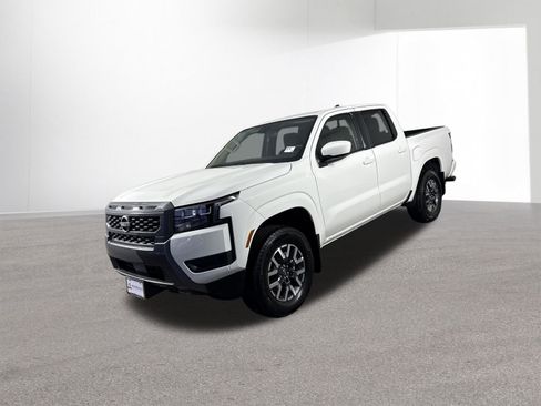 New 2026 Nissan Frontier SV w/ Tow Package image 2