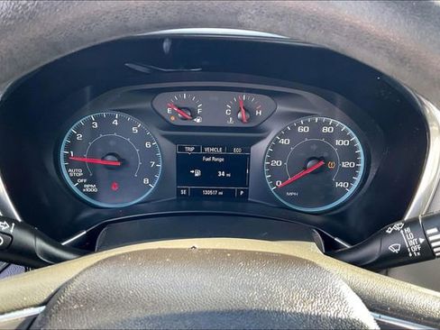 Used 2020 Chevrolet Equinox LS image 20