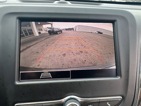 Used 2022 Chevrolet Equinox LT image 20