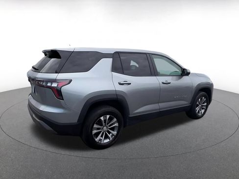Used 2025 Chevrolet Equinox LT FWD image 14