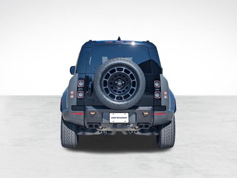 Certified 2025 Land Rover Defender 110 AWD/4WD image 10