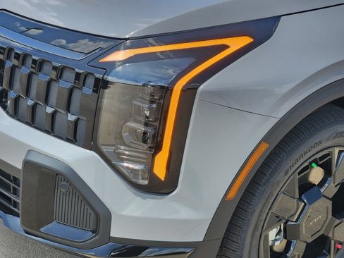 New 2026 Kia Sportage X-Line AWD/4WD image 7