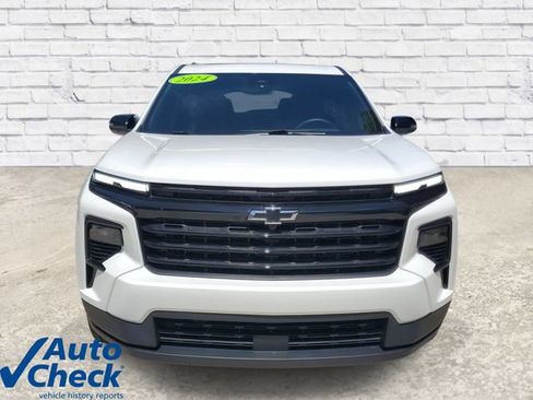 Used 2024 Chevrolet Traverse LT w/ Midnight/Sport Edition FWD image 6