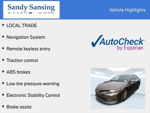 Used 2018 Toyota Camry L image 8