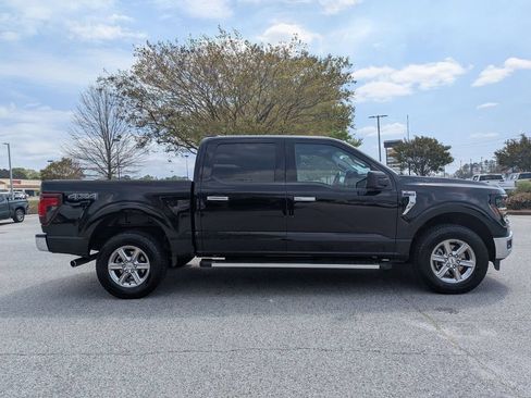 Used 2025 Ford F150 XLT w/ Equipment Group 301A Standard AWD/4WD image 9