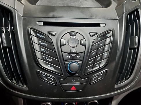 Used 2016 Ford Escape SE image 30