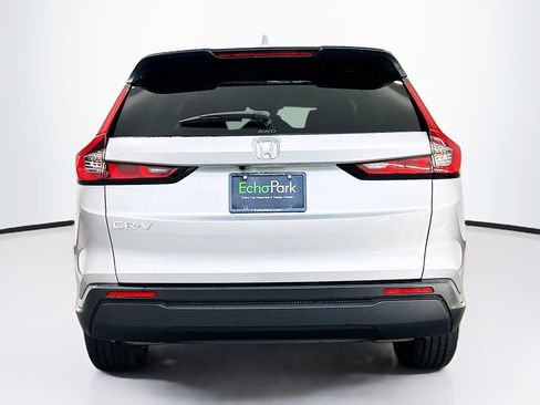 Used 2025 Honda CR-V LX image 7