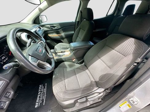 Used 2018 GMC Acadia SLE FWD image 21
