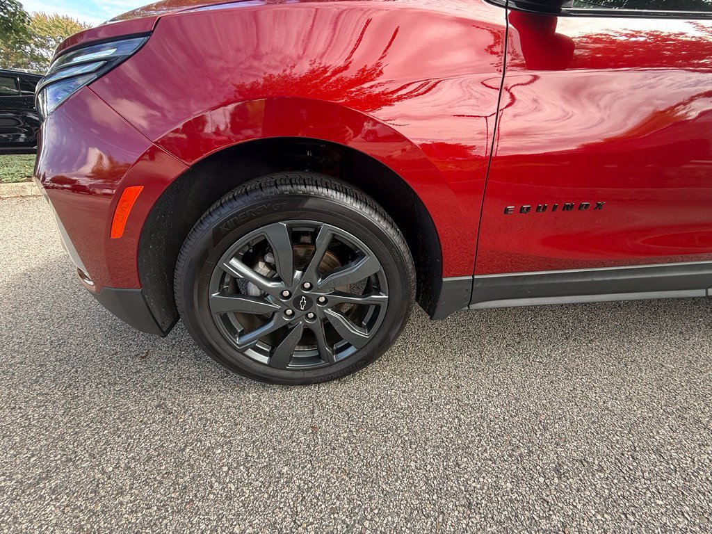 Used 2023 Chevrolet Equinox RS w/ RS Leather Package AWD/4WD image 30