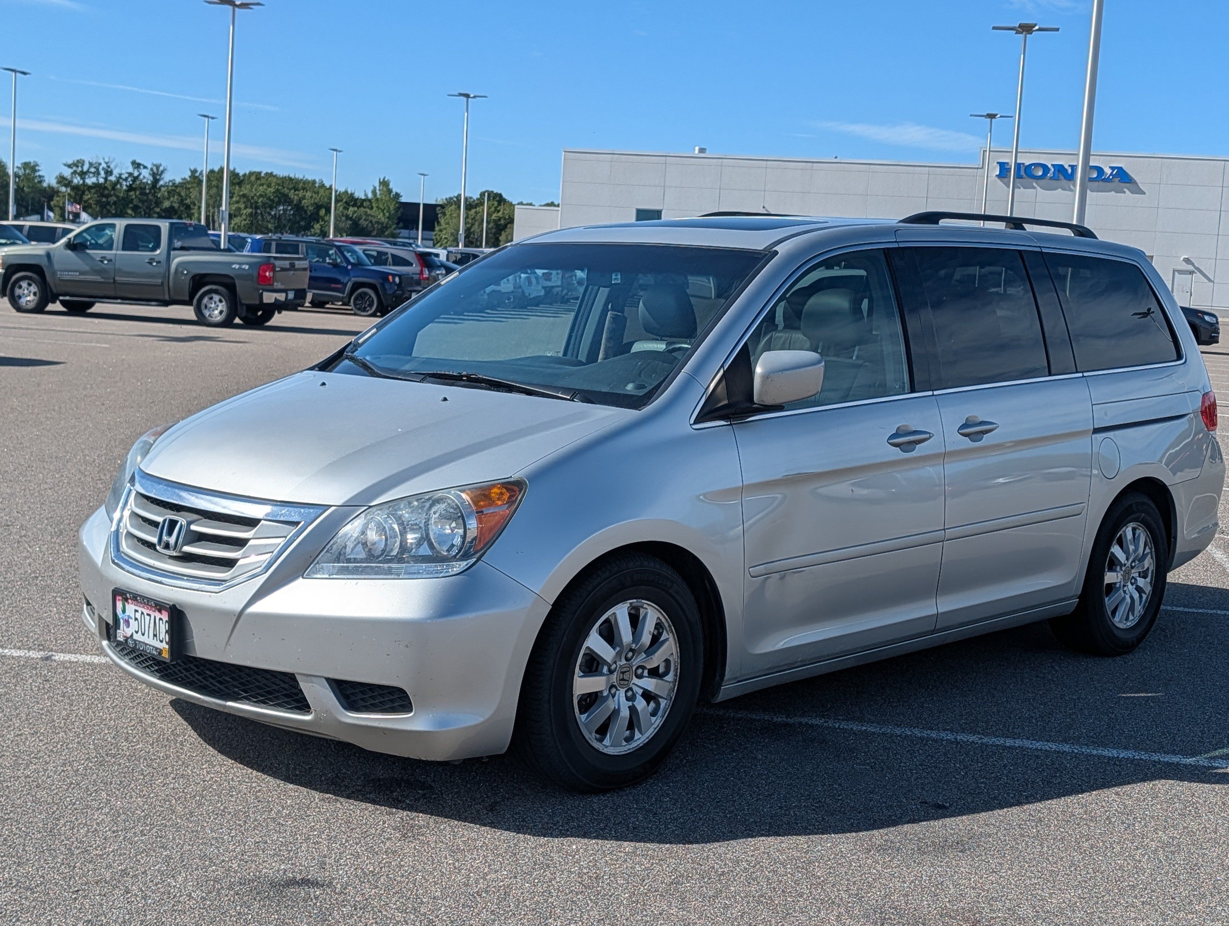 Used 2008 Honda Odyssey EX-L image 2