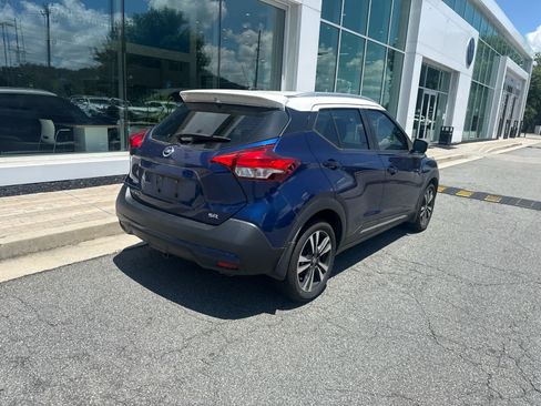 Used 2018 Nissan Kicks SR FWD image 7