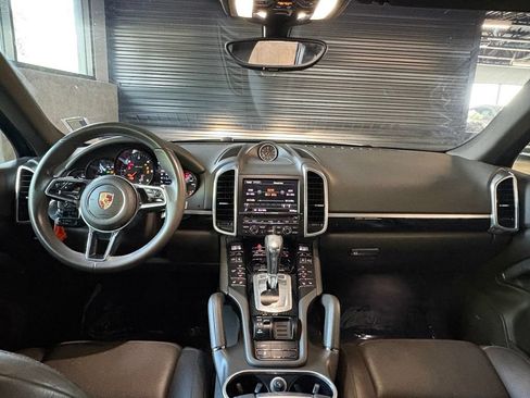 Used 2015 Porsche Cayenne Diesel AWD/4WD image 16