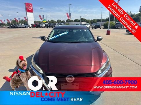 Used 2025 Nissan Altima 2.5 SV FWD image 8