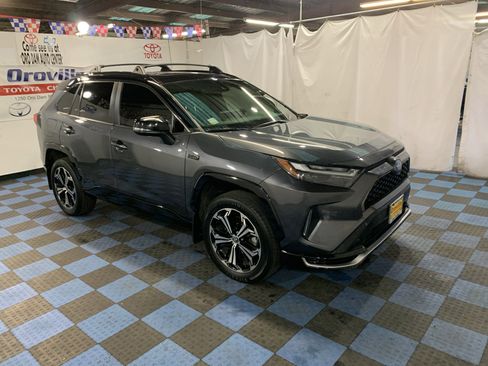 Used 2024 Toyota RAV4 XSE w/ Weather Package image 8