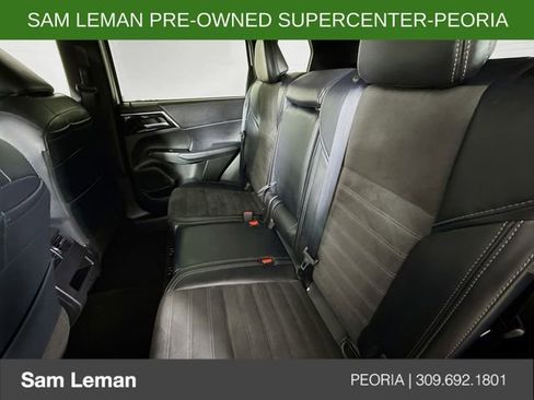 Used 2024 Mitsubishi Outlander SE image 24