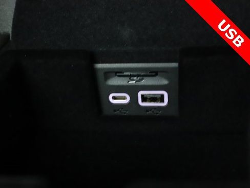 Used 2025 Cadillac XT5 Sportv image 26