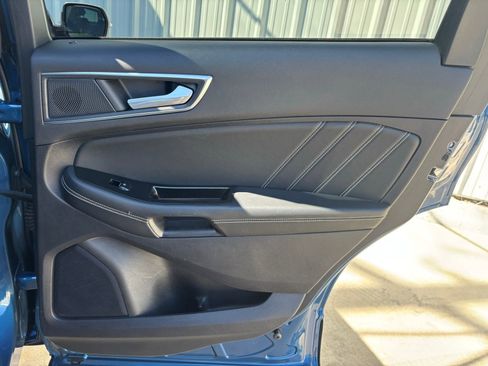Used 2020 Ford Edge ST image 33