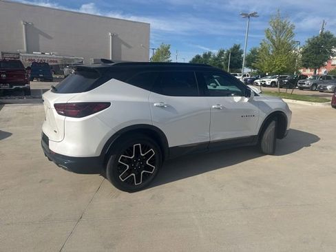 Used 2023 Chevrolet Blazer RS w/ Enhanced Convenience Package image 3