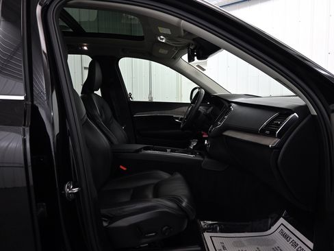 Used 2022 Volvo XC90 T6 Inscription w/ Advanced Package image 25
