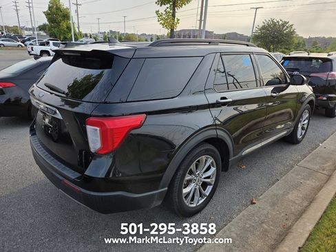 Used 2022 Ford Explorer XLT w/ Equipment Group 202A RWD image 10