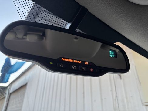 Used 2006 Chevrolet Avalanche Z66 w/ Preferred Equipment Group image 24