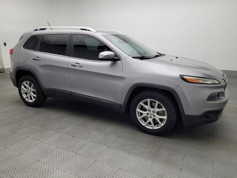 Used 2014 Jeep Cherokee Latitude FWD image 11