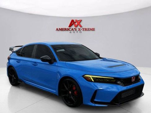 Used 2023 Honda Civic Type R image 8