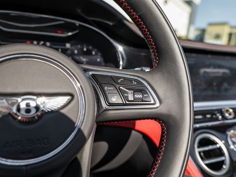 Used 2023 Bentley Continental GT Mulliner image 15