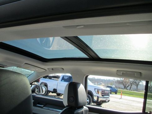 New 2026 GMC Terrain Denali image 12