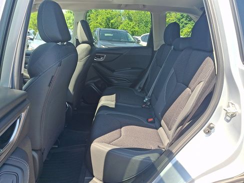 Used 2022 Subaru Forester Premium AWD/4WD image 10