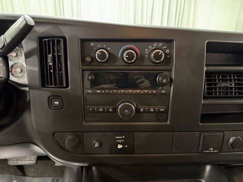 Used 2016 Chevrolet Express 3500 LT w/ LT Preferred Equipment Group image 12