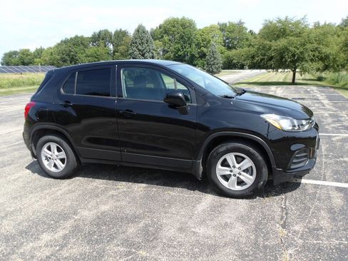 Used 2020 Chevrolet Trax LS w/ Tint and Cruise Package image 1