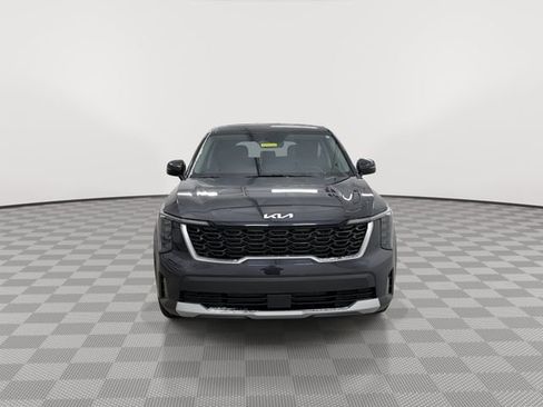 Used 2026 Kia Sorento LX image 3