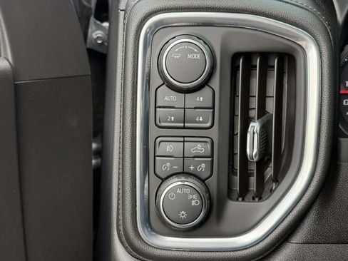 Used 2021 Chevrolet Silverado 1500 LT Trail Boss w/ Bed Protection Package AWD/4WD image 19