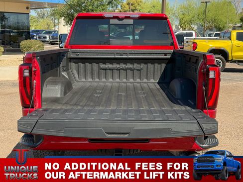 Used 2024 GMC Sierra 2500 Denali w/ Denali Reserve Package AWD/4WD image 7