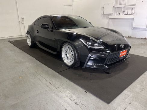 Used 2022 Toyota GR86 Premium w/ ALL Weather Mat Package (TMS) image 1